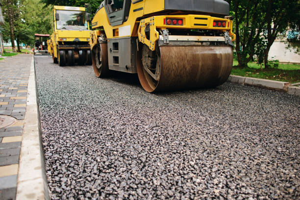 Best Driveway Pavers Near Me  in Kewaunee, WI